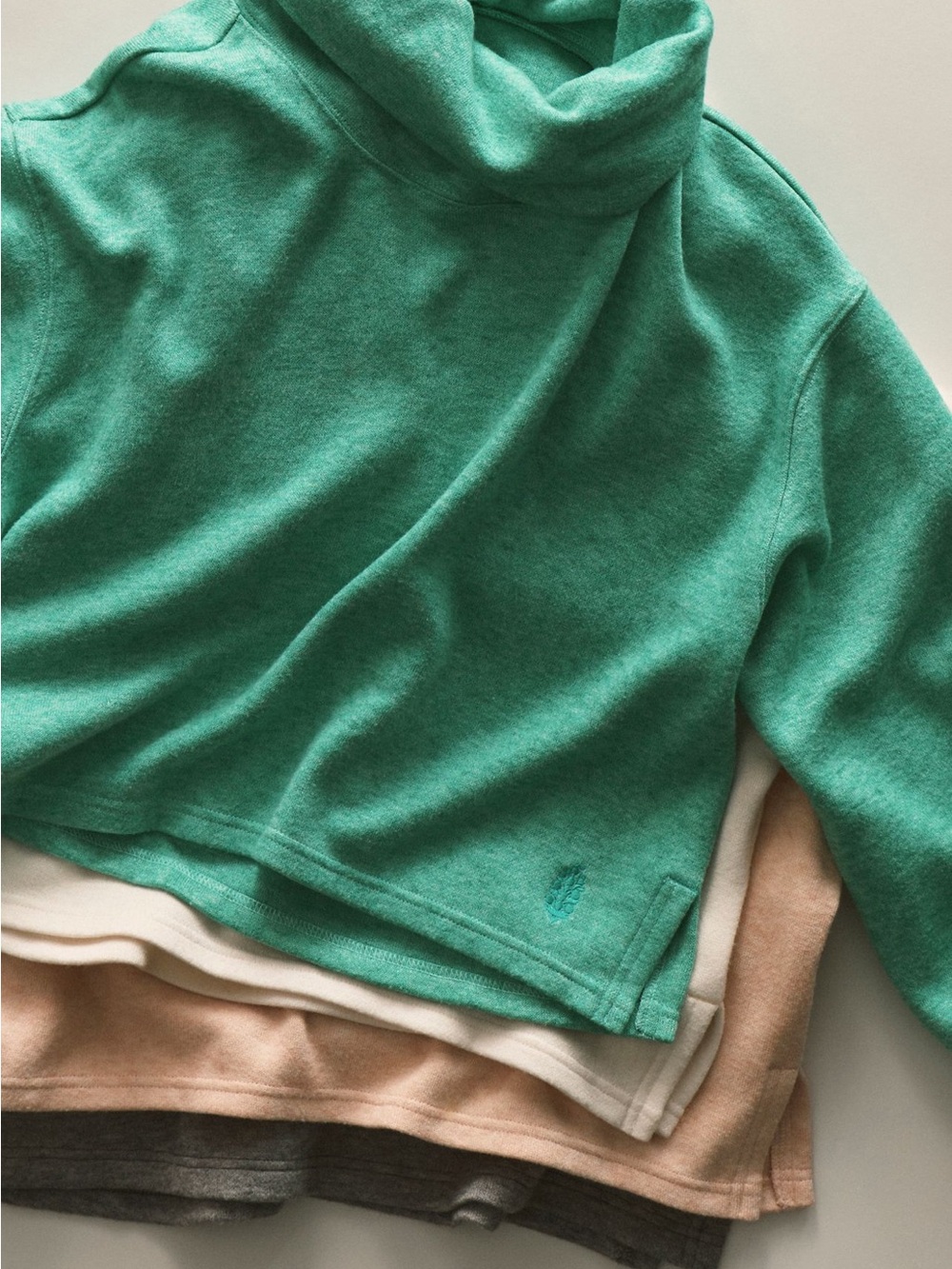 FP Movement Ride It Out Layer~ Green Glow